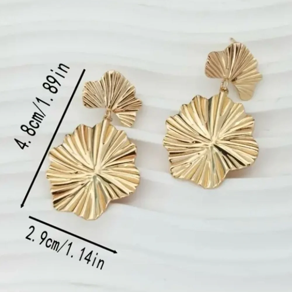 ✨Free People Freya Gold Drop Earrings